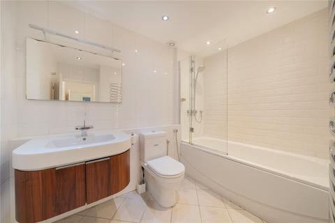 3 bedroom apartment to rent, Queen's Gate Terrace, London SW7