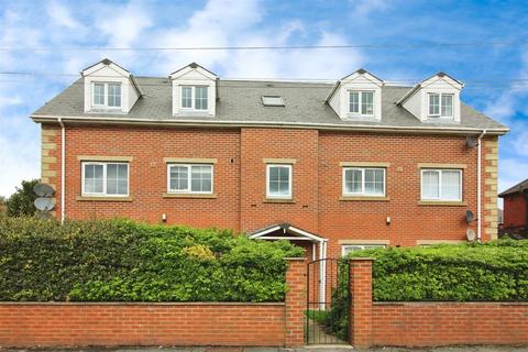 2 bedroom apartment for sale, Moor Lane, Leeds LS25