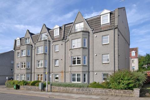 2 bedroom flat to rent, Albury Mansions, Aberdeen, AB11