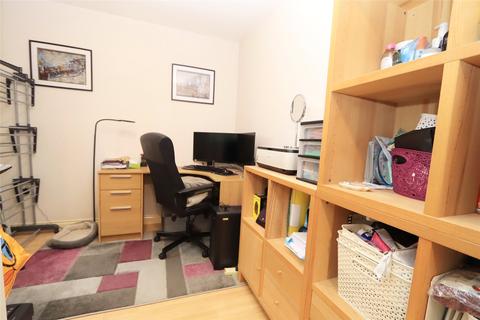 1 Babylon Grove, Westcroft, Milton Keynes, MK4 4GH
