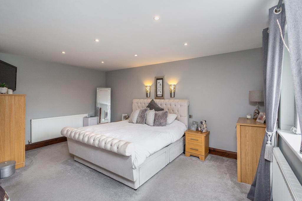 Bedroom 1a