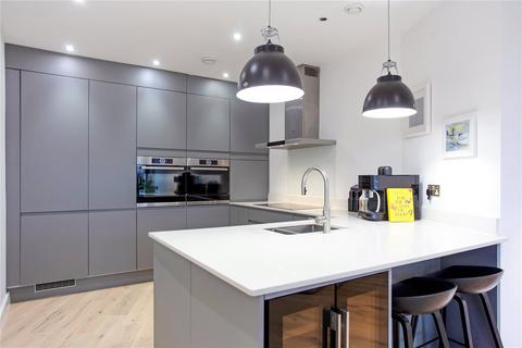 2 bedroom apartment for sale, Roach Road, London, E3