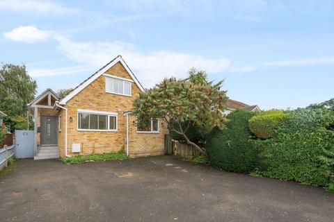 3 bedroom detached house for sale, Colyton Way, Reading RG8