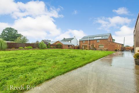 5 bedroom detached house for sale, Coppull Moor Lane, Chorley PR7