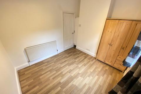 1 bedroom apartment to rent, West Brampton, Staffordshire ST5