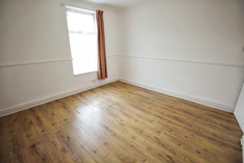 10 Glover Road, Sheffield, S8 0ZW
