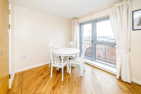 2 bedroom flat to rent, River View, Sunderland SR1