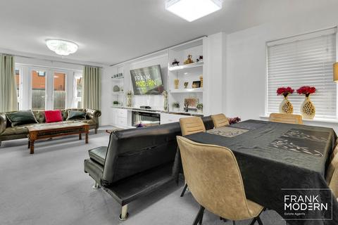 33 Anderson Drive, Peterborough, PE3 6HS