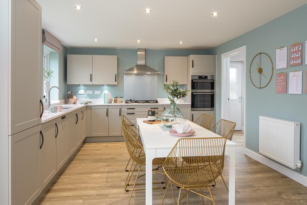 5 bedroom Show Home at Kings Gate in Abingdon