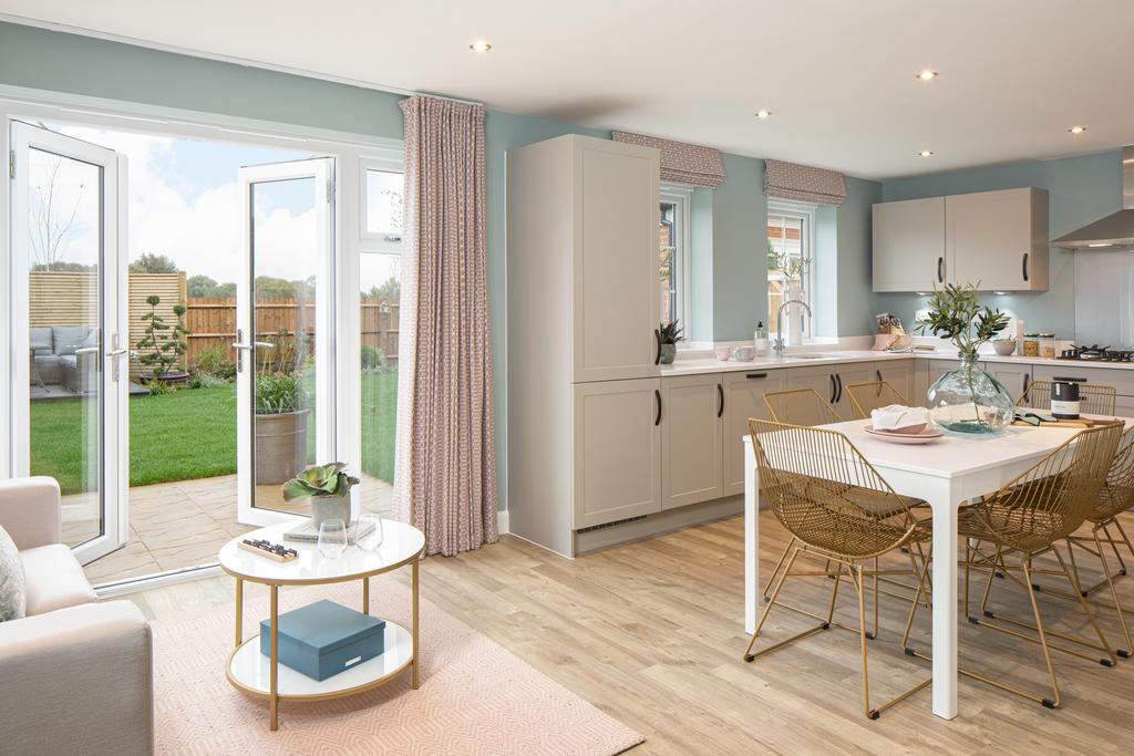 5 bedroom Show Home at Kings Gate in Abingdon