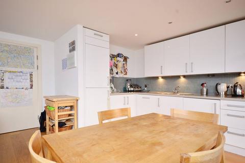 3 bedroom flat to rent, Orsman Road, Hoxton, London, N1