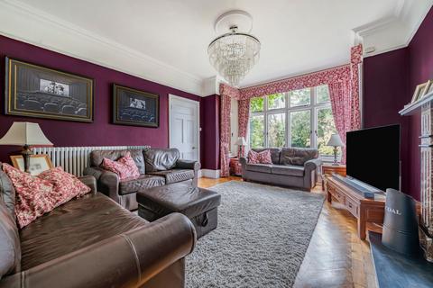 109 Faversham Road, Kennington, Ashford, TN24 9DE