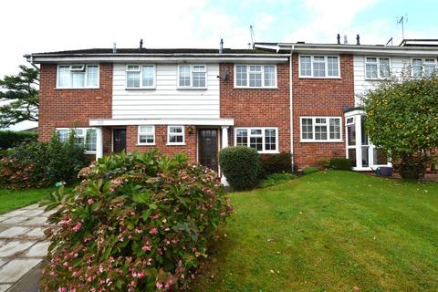 10 Heathside Way, Hartley Wintney, Hook, RG27 8SG