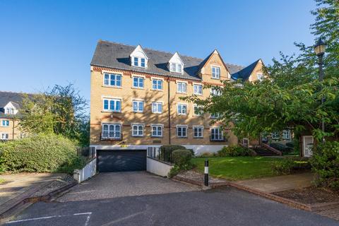 2 bedroom apartment for sale, Canterbury House, Anglian Close, Watford, Hertfordshire, WD24