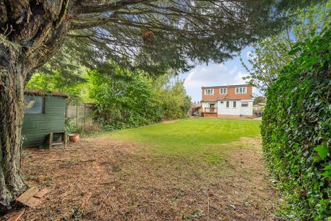 3 bedroom detached house for sale, Mayfield Gardens, Surrey TW18