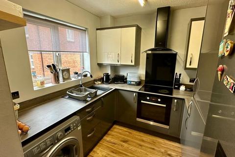 28 Chequers Close, Hereford, HR4 9HY