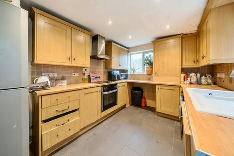 2 bedroom terraced house for sale, Croft Road, Bromley, Kent