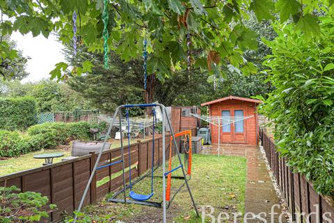 14 Maywin Drive, Hornchurch, RM11 3ST