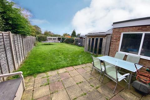 3 bedroom semi-detached house for sale, Dell Road, Oulton Broad, Lowestoft, Suffolk