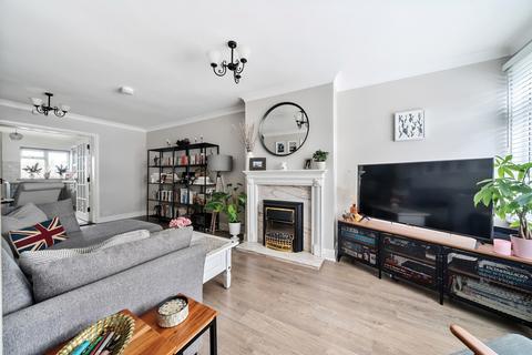 76 Days Lane, Sidcup, DA15 8JS