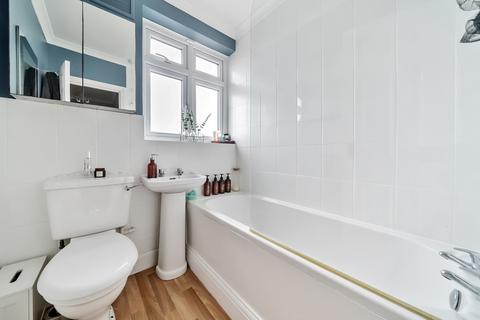 76 Days Lane, Sidcup, DA15 8JS