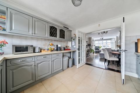 76 Days Lane, Sidcup, DA15 8JS