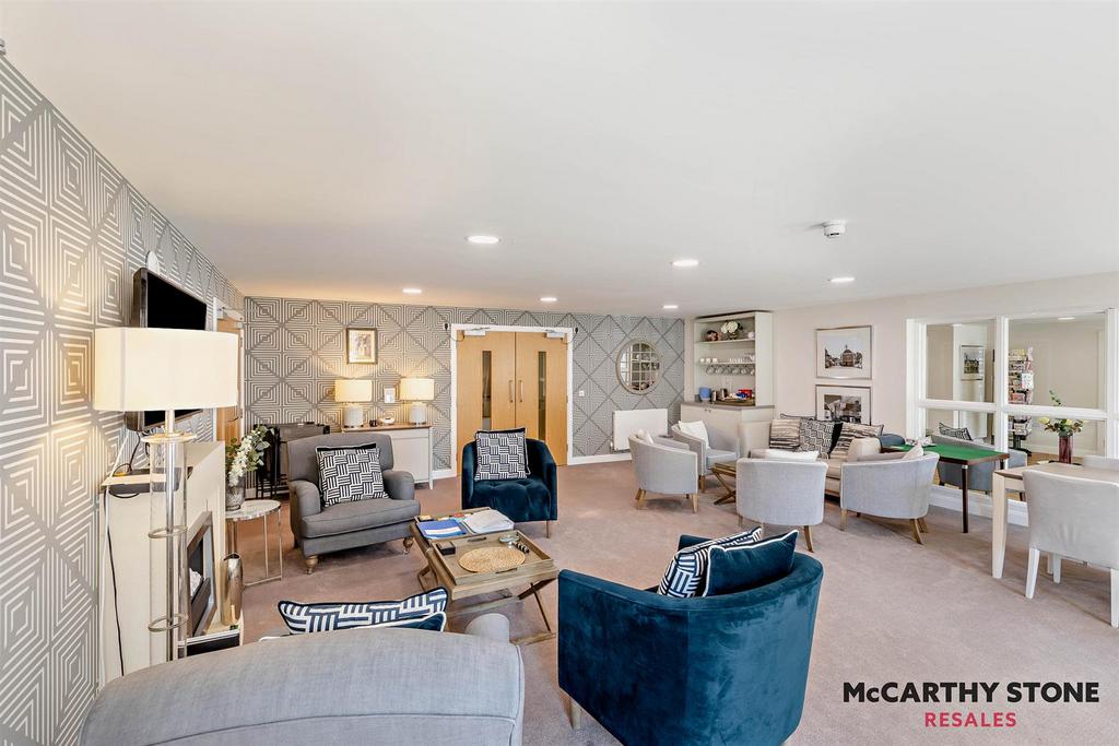 8598175-interior03-800.JPG