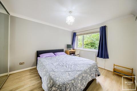 18 Berrow Drive, Birmingham, B15 3UB