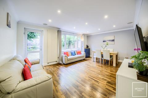18 Berrow Drive, Birmingham, B15 3UB