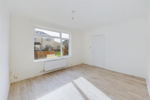 18 Sandyleaze, Gloucester, GL2 0PY