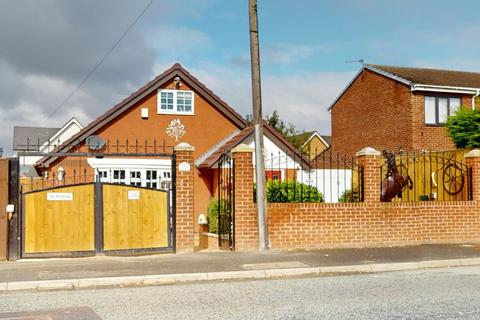 3 bedroom detached bungalow for sale, harton lane, south shields