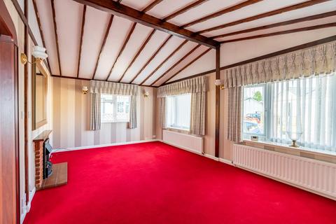 2 bedroom park home for sale, Lilac Avenue, Acaster Malbis, York