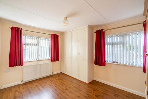 2 bedroom park home for sale, Lilac Avenue, Acaster Malbis, York