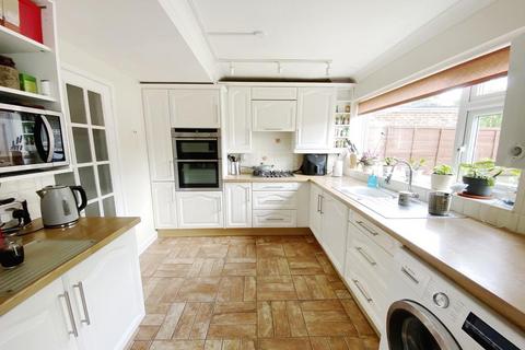 3 bedroom end of terrace house for sale, Oak Court, Miles Avenue, Wareham, BH20