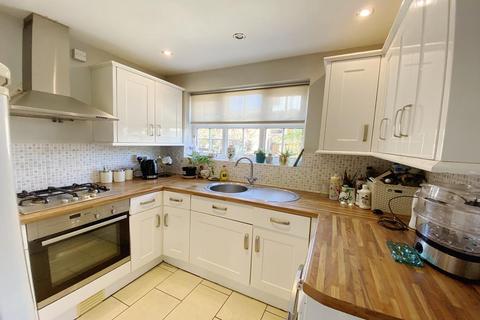 3 bedroom cottage for sale, Station Road, West Moors, Dorset, BH22