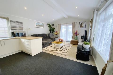 2 bedroom park home for sale, New Forest Glades, Christchurch, BH23