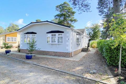 2 bedroom park home for sale, Lone Pine Park, Ferndown, BH22