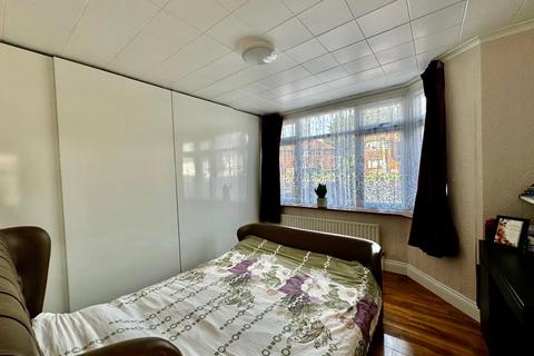 65 Hook Lane, Welling, DA16 2DW