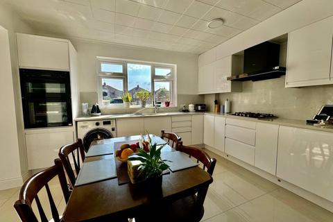 65 Hook Lane, Welling, DA16 2DW