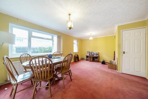 3 bedroom semi-detached house for sale, Fairway Avenue, West Drayton, Middlesex