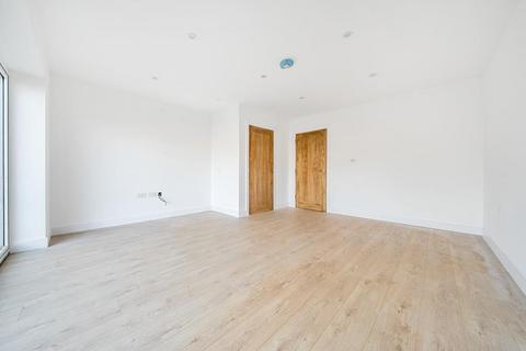 3 bedroom end of terrace house for sale, Newbury,  Berkshire,  RG14