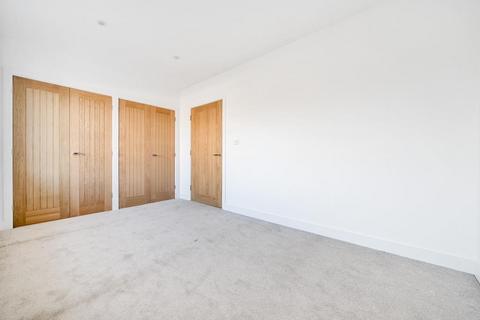 3 bedroom end of terrace house for sale, Newbury,  Berkshire,  RG14