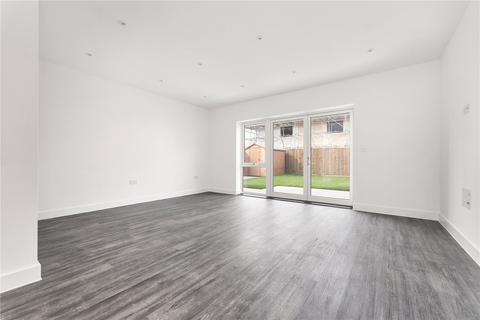 3 bedroom semi-detached house to rent, Grey Way, Cambridge, Cambridgeshire