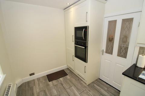 2 bedroom terraced house for sale, Park Side, Flockton, Wakefield