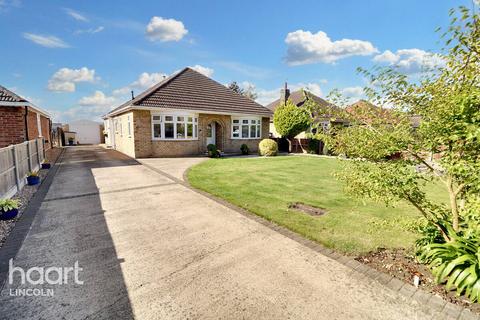 3 bedroom detached bungalow for sale, Mill Lane, Saxilby