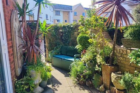 2 bedroom maisonette for sale, Patagonia Walk, Marina, Swansea