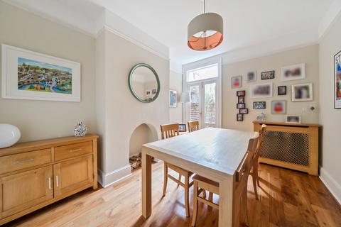 4 bedroom terraced house for sale, Mildred Avenue, Watford