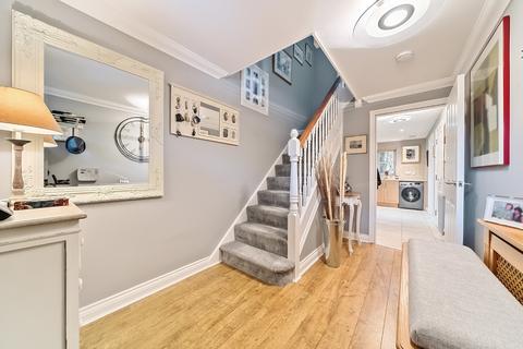 17 Willowbank, Sandwich, CT13 9QA