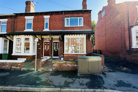 4 bedroom end of terrace house for sale, Cambridge Street, Normanton