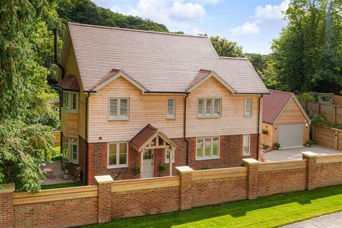 4 bedroom detached house for sale, London Road, Rake, Liss